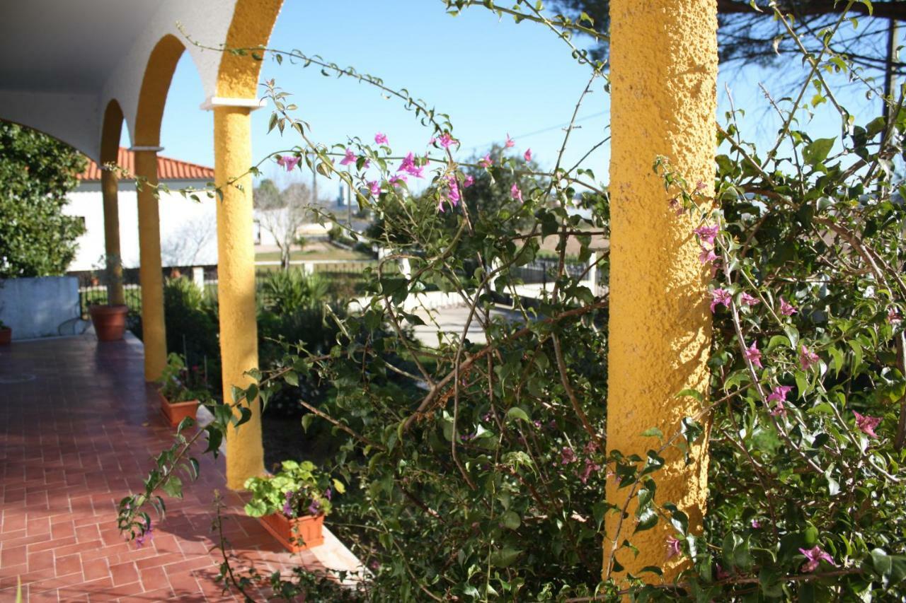 Casa Das Portas Azinhaga Exterior foto